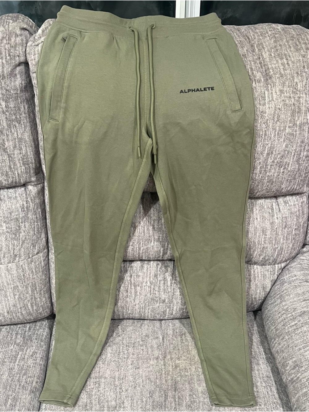 Alphalete Women's Medium Olive Green Athletics Joggers Sweatpants Drawstring